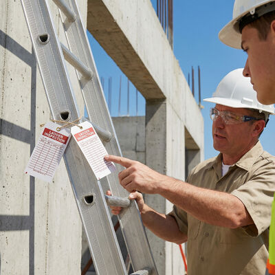 Customized PVC Vinyl Safety Tag Waterproof Tear Resistant UV Resistant Fast Response for Safety Products